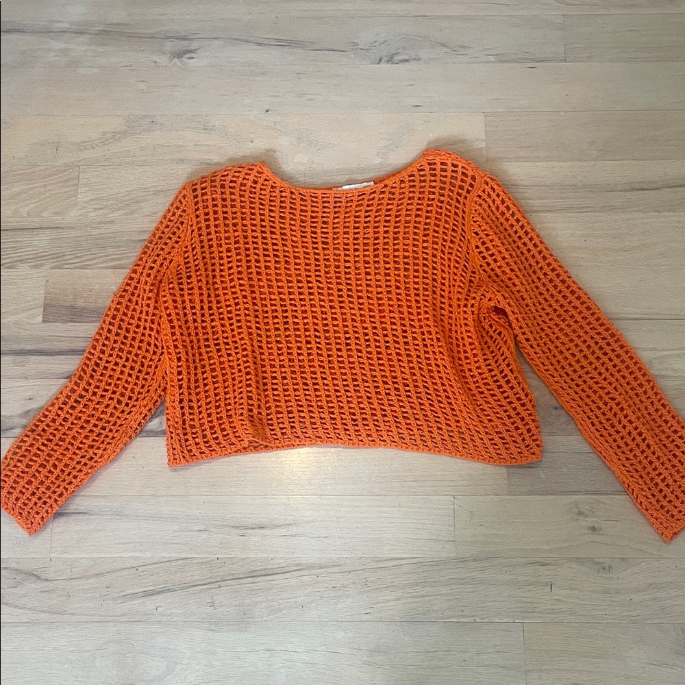 NWOT Mango crochet crop top long sleeves